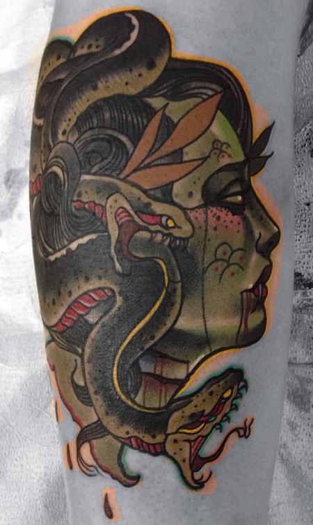 Gary Dunn - Traditional color medusa girl tattoo, Art Junkies Tattoo Gary Dunn